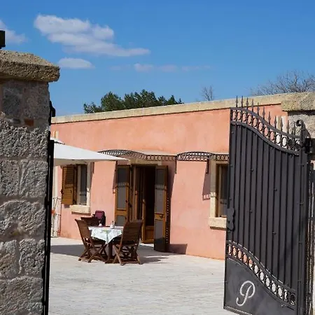Eleonora Holiday home